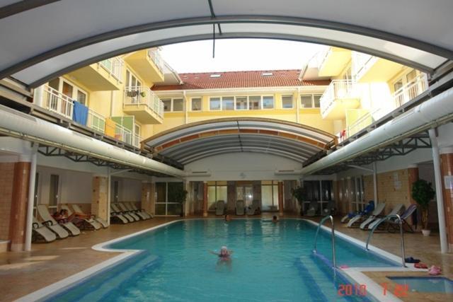 Lilla Wellnessapartman Zalakaros Dış mekan fotoğraf
